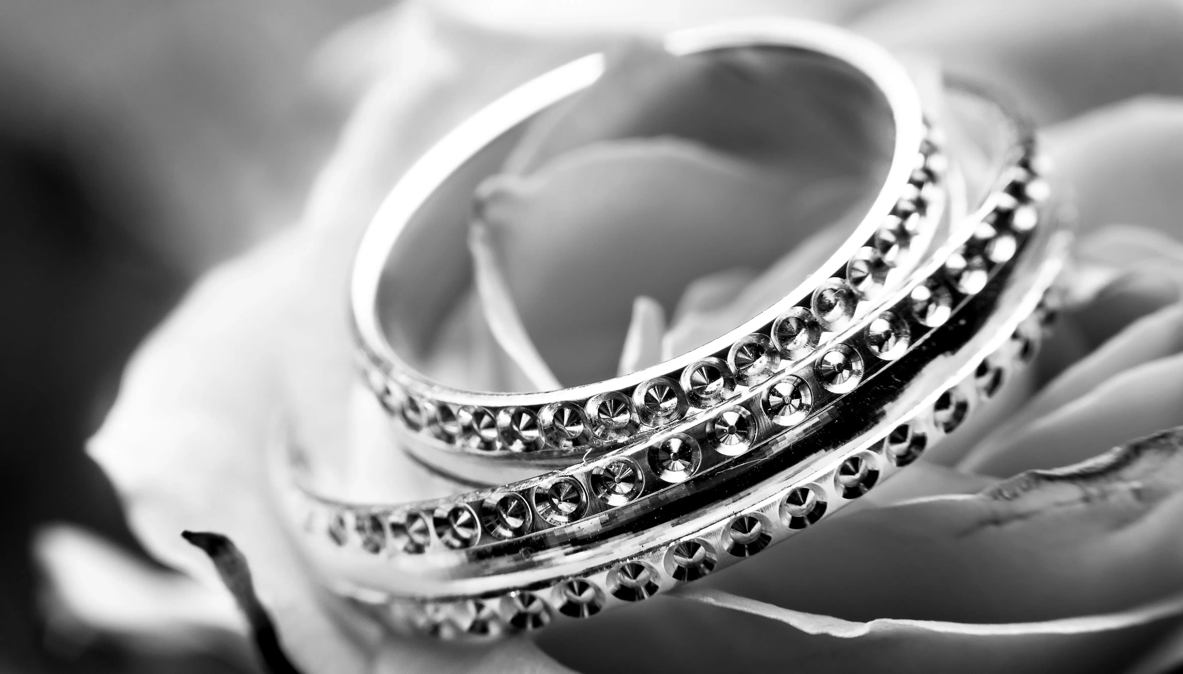 Royal Solitaire Ring